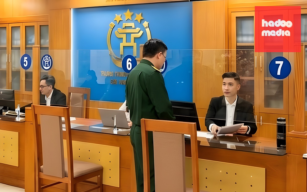 Thêm vụ cán bộ tiền khởi nghĩa 97 tuổi ở Hà Nội đi 3 lần mới được tiến chế độ hàng tháng, phường nói gì? - Ảnh 2.
