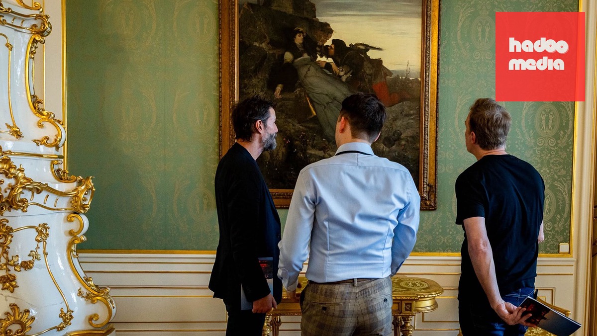 Keanu Reeves Gặp Tổng Thống Séc Petr Pavel Tại Praha