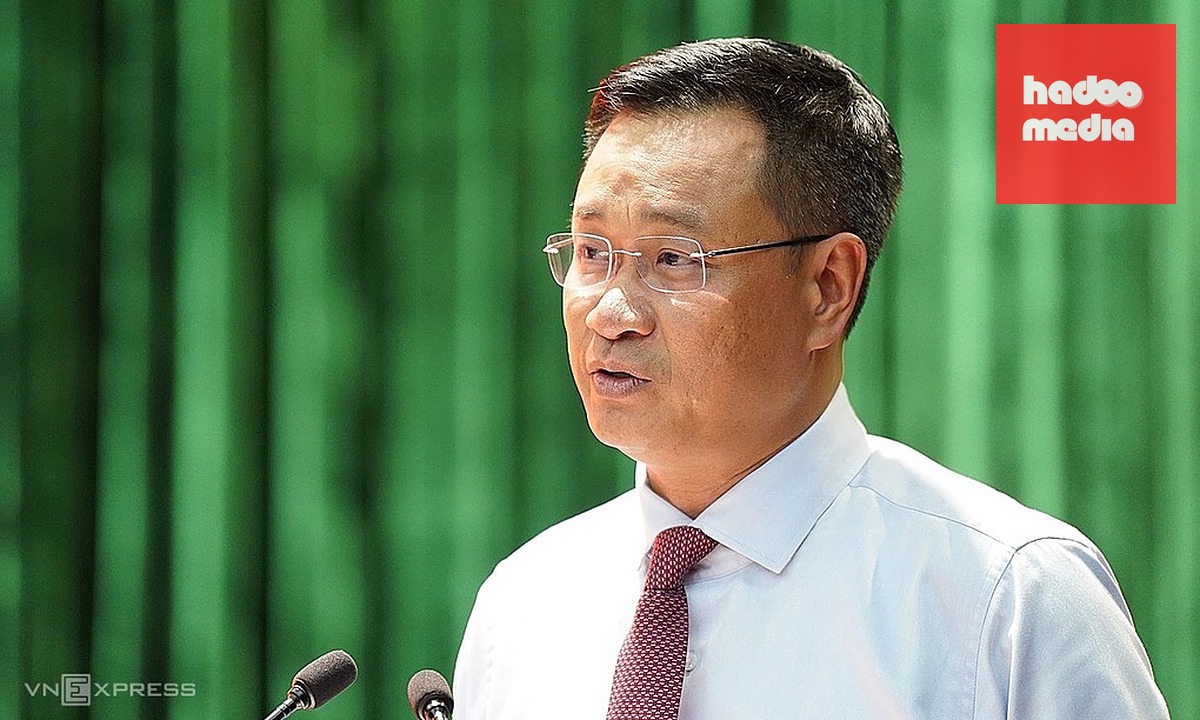 Bí thư Thành ủy Đà Nẵng Lê Ngọc Quang phát biểu giao nhiệm vụ. Ảnh: Nguyễn Đông