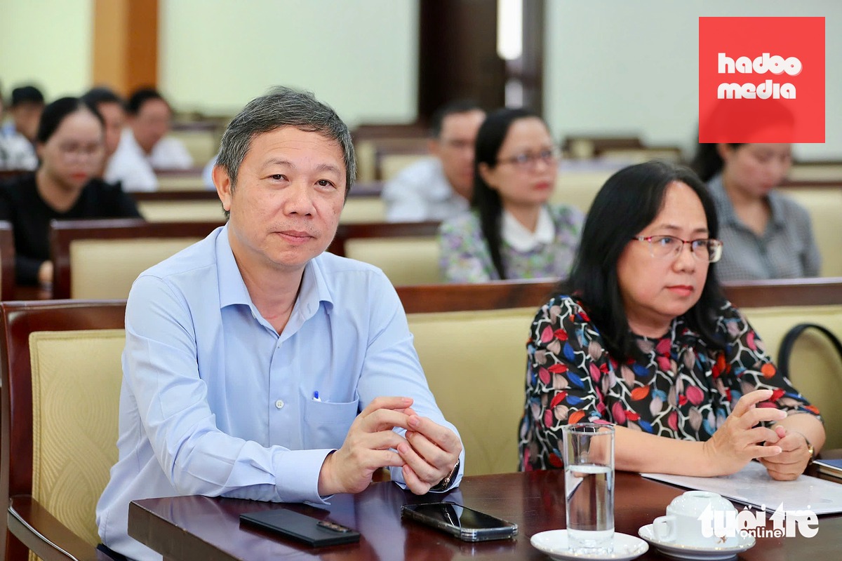 Ông Dương Anh Đức, Ủy viên Ban Thường vụ Thành ủy, Trưởng Ban Tuyên giáo và Dân vận Thành ủy TP.HCM, chủ trì hội nghị tại điểm cầu TP.HCM - Ảnh: HOÀNG TRIỀU