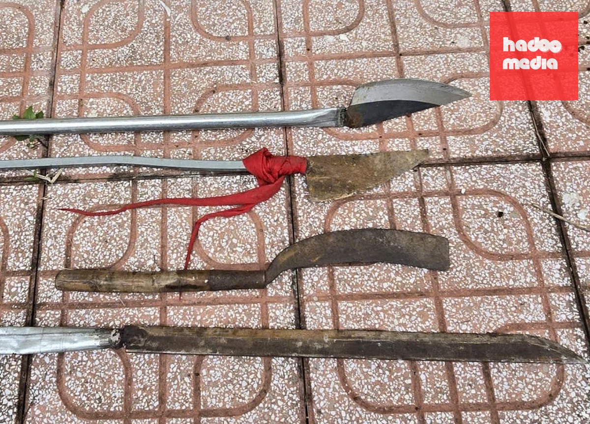 Hung khí bị thu giữ. Ảnh: Thái Hà