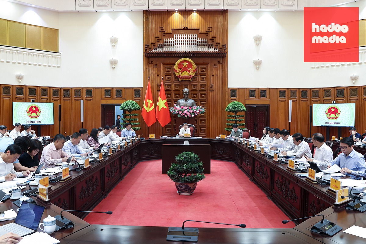 Thủ tướng Lê Minh Hưng chủ trì phiên họp - Ảnh: VGP