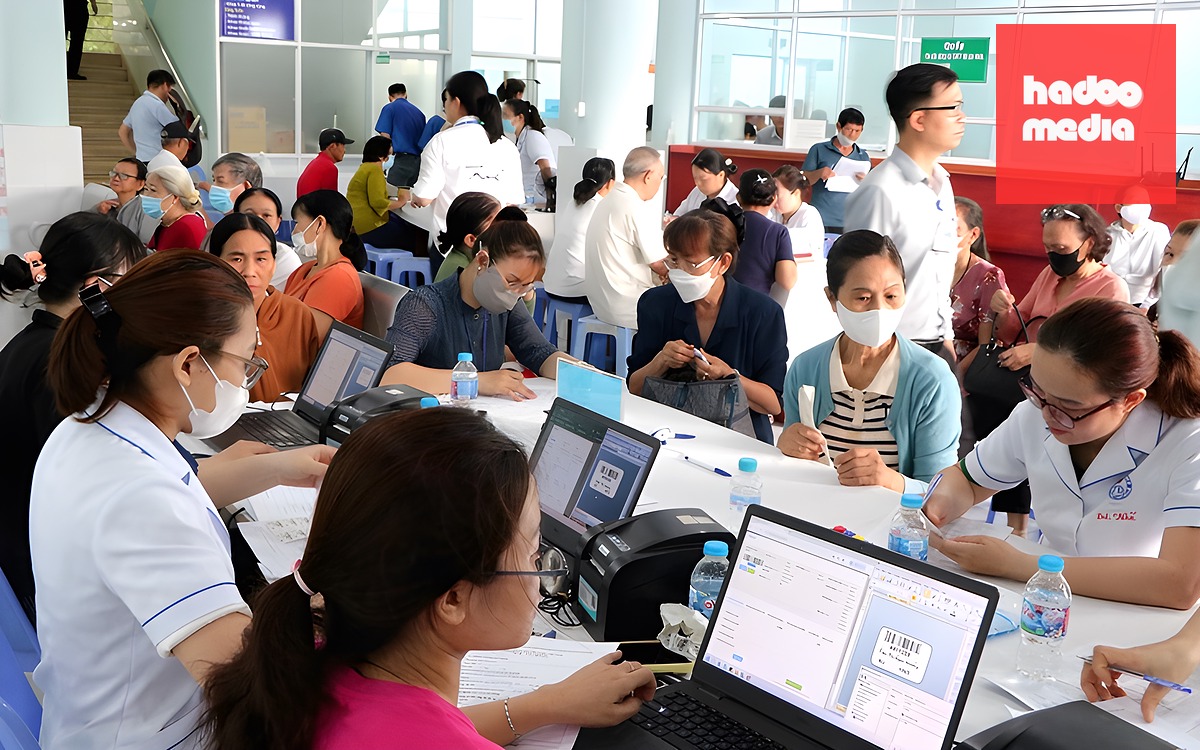Giám đốc Sở Y tế TP.HCM: Người dân có thể lựa chọn bất kỳ cơ sở y tế nào để khám sức khỏe miễn phí - Ảnh 2.