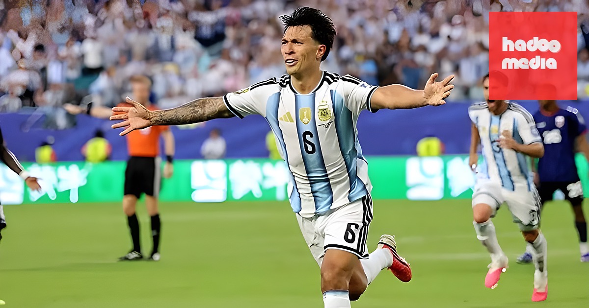 Martinez đã ghi bàn giải toả áp lực cho Argentina. Ảnh: Getty.