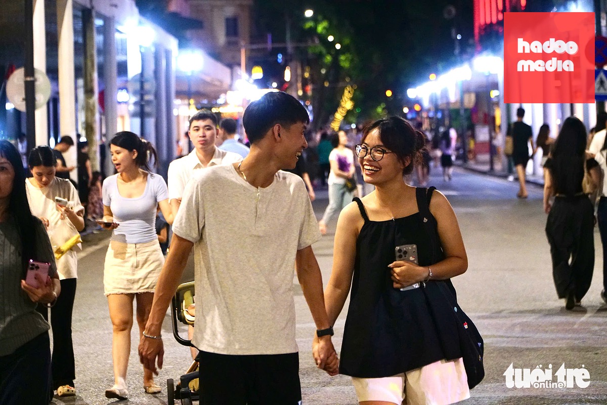 Hà Nội tuần đầu 'kích hoạt' vùng phát thải thấp, nhà trong khu vực cấm phải xuống xe dắt bộ - Ảnh 10.