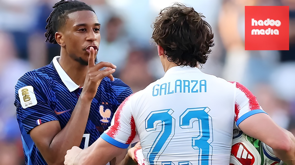 Olise đã phải nhận thẻ vàng trong cuộc đấu căng thẳng với Paraguay. Ảnh: Getty Images.