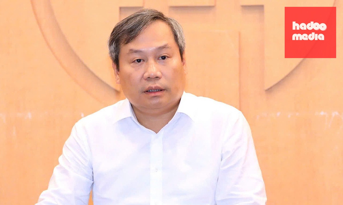 Chủ tịch UBND thành phố Hà Nội Vũ Đại Thắng phát biểu tại cuộc họp sáng 9/7. Ảnh: Xuân Hải