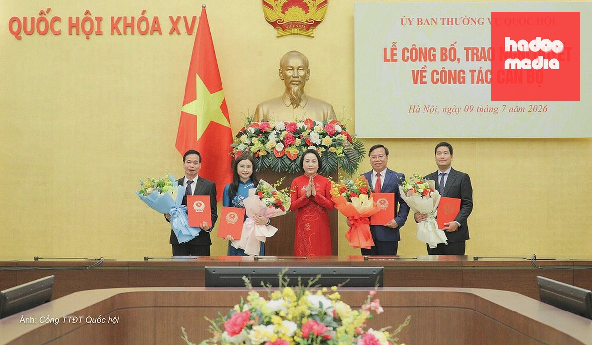 Các nhân sự mới vừa được Thường vụ Quốc hội phê chuẩn, bổ nhiệm. Ảnh: Cổng TTĐT Quốc hội