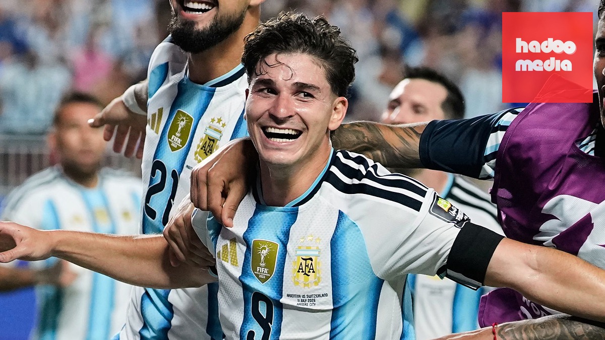 Alvarez đã tạo nên bước ngoặt của trận đấu. Ảnh: Sky Sports.