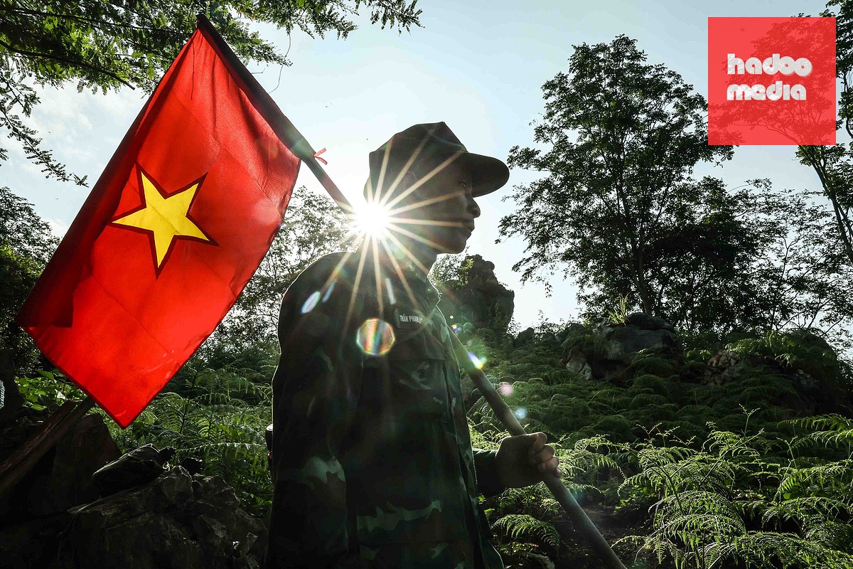 Bới từng hốc đá tìm liệt sĩ trên “Lò vôi thế kỷ” tại mặt trận Vị Xuyên - Ảnh 2.