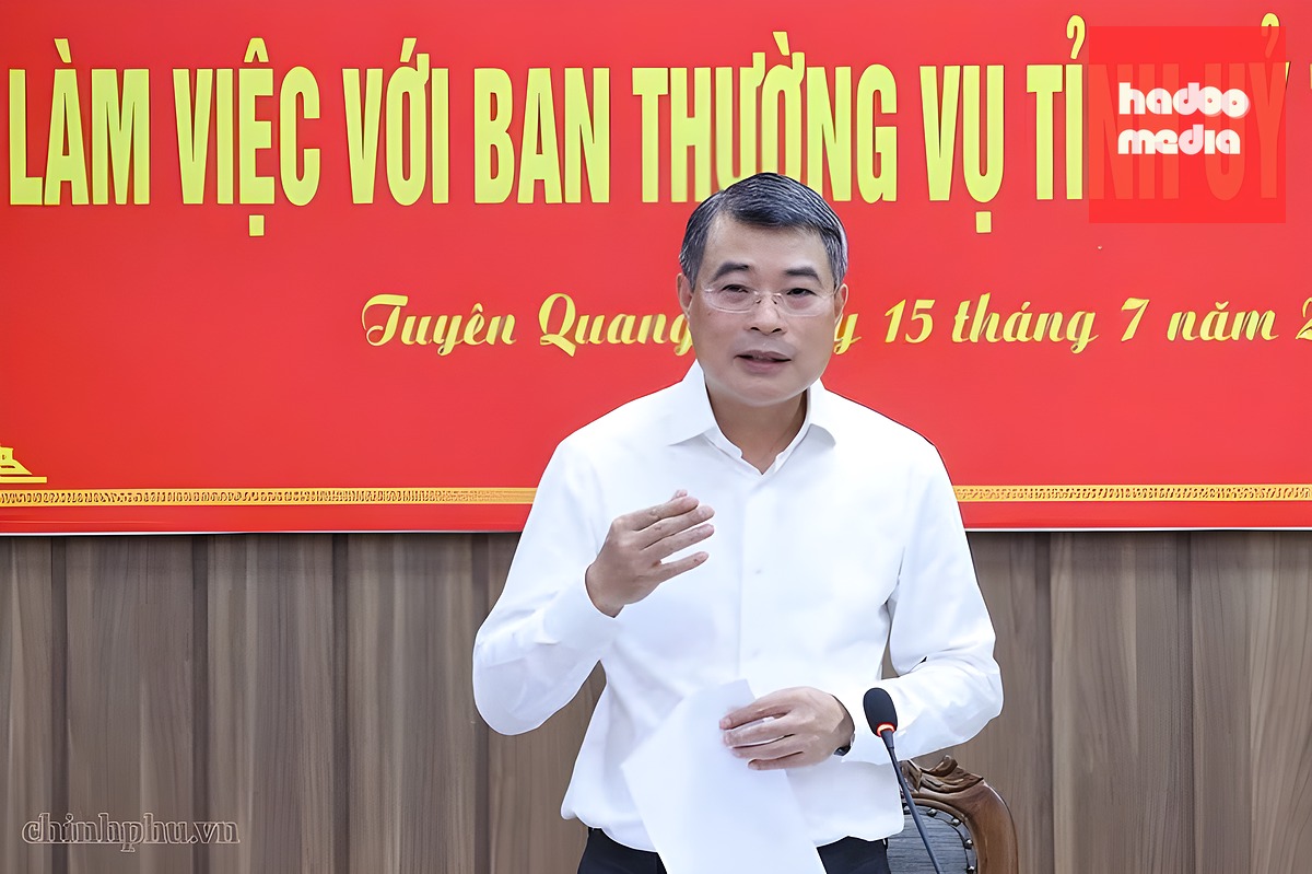 Thủ tướng Lê Minh Hưng chỉ đạo các nội dung liên quan tới phát triển kinh tế xã hội của tỉnh Tuyên Quang - Ảnh: VGP