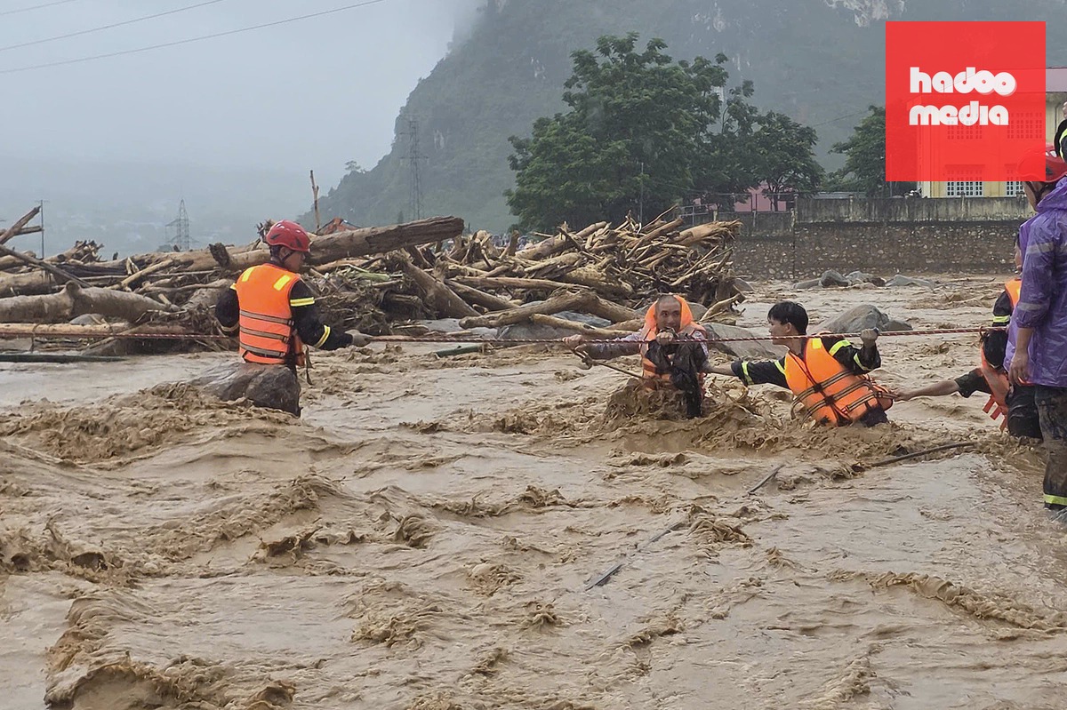 Lai Châu, Sơn La tan hoang sau trận lũ dữ ngày 17/7