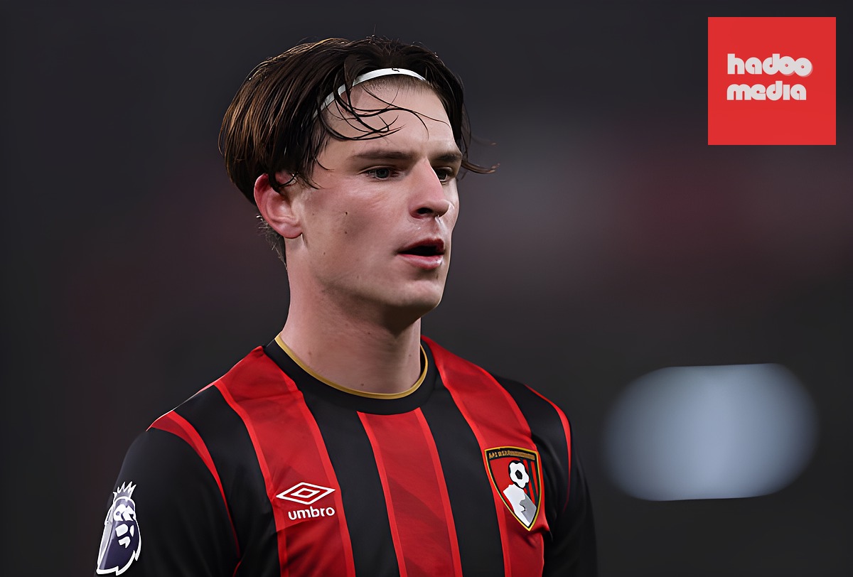 Việc Scott rời Bournemouth có lẽ chỉ là vấn đề thời gian. Ảnh: Getty.