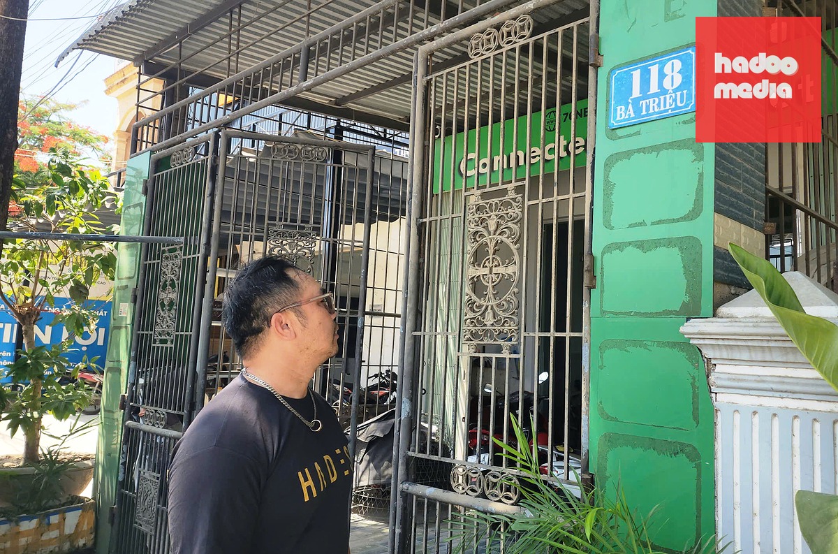 Đất và nhà ở số 118 Bà Triệu, phường Nghĩa Lộ, Quảng Ngãi ban đầu được thẩm định giá hơn 4 tỉ đồng, nhưng 6 lần đưa ra đấu giá không ai mua. Đến lần thứ 7 ông Duy đấu giá và trúng ở mức hơn 2,3 tỉ đồng - Ảnh: TRẦN MAI