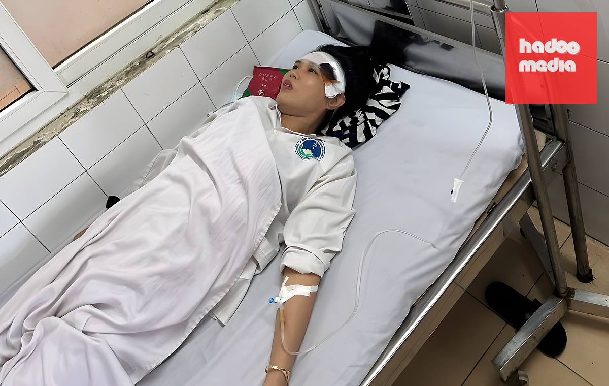 Nữ điều dưỡng đang được điều trị tại bệnh viện - Ảnh: MXH