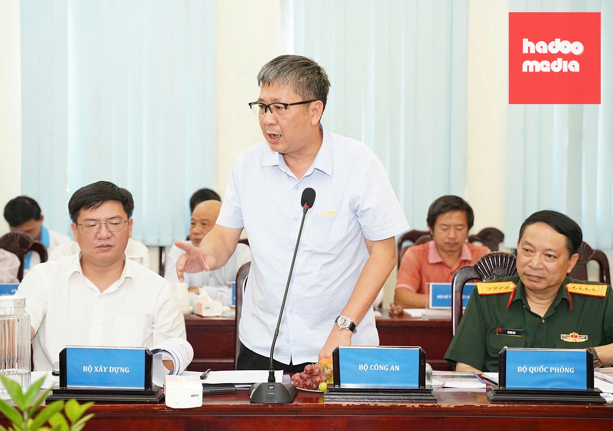 Cuộc họp có sự tham gia của đại diện các bộ ngành - Ảnh: THUẬN VĂN