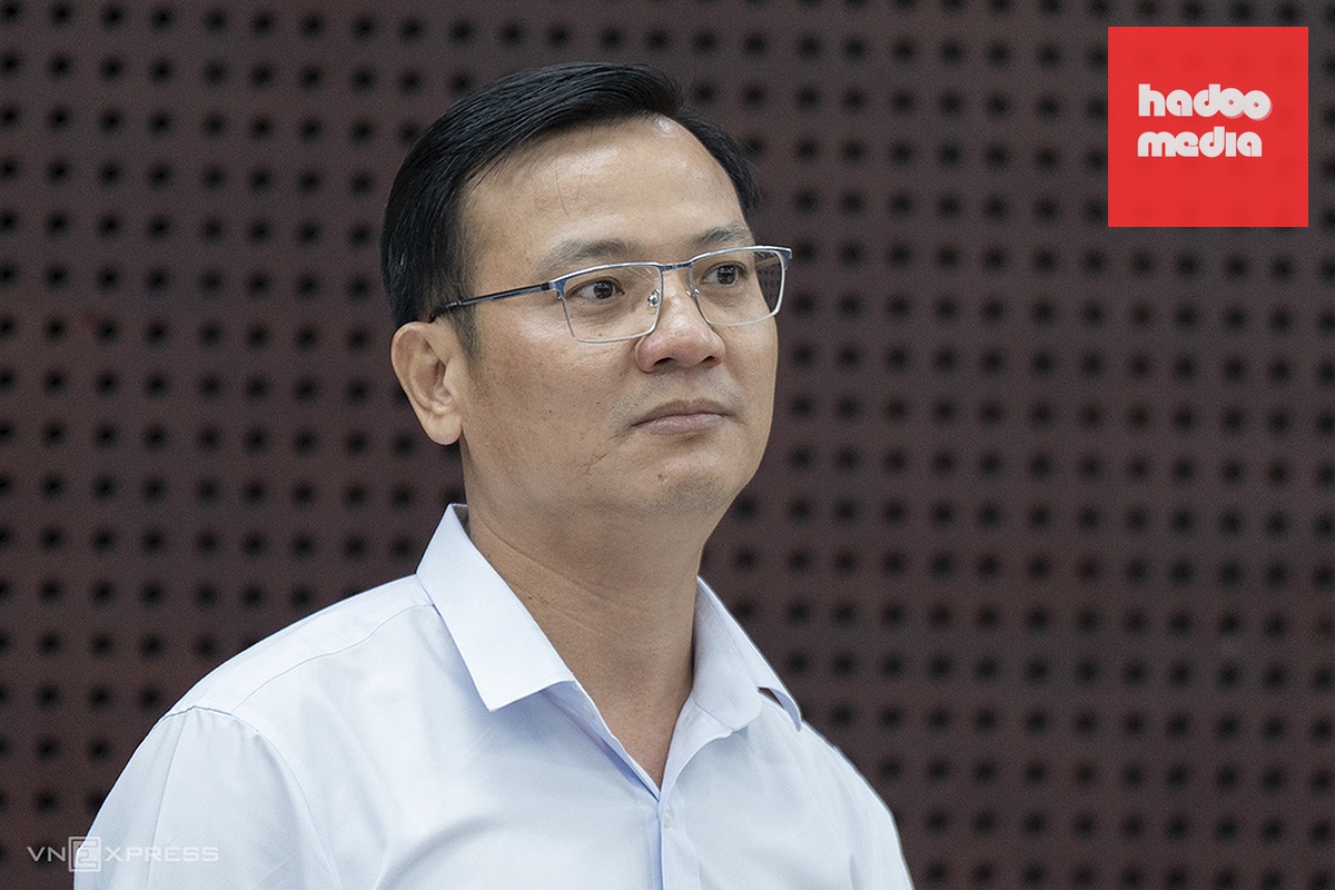 Ông Lê Văn Tuấn thông tin tại buổi họp báo chiều 23/7. Ảnh: Nguyễn Đông