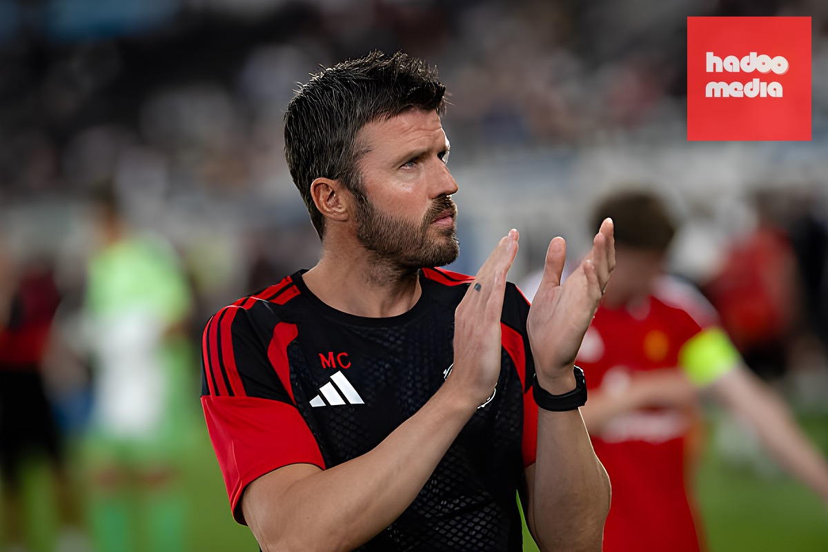 Michael Carrick sẽ phải xoay sở với đội hình hiện tại. Ảnh: Getty Images