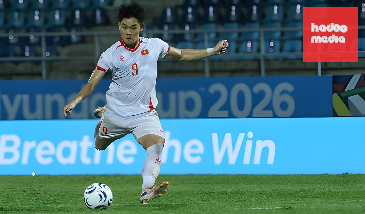 Đình Bắc tỏa sáng với cú hat-trick. (Ảnh: VFF)