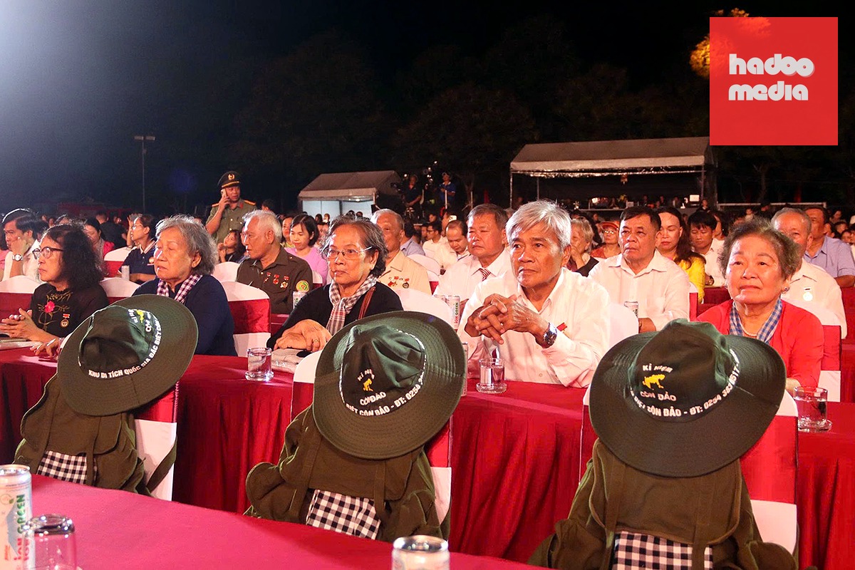 Bí thư Trần Lưu Quang cùng lãnh đạo TP.HCM tri ân anh hùng liệt sĩ tại Côn Đảo