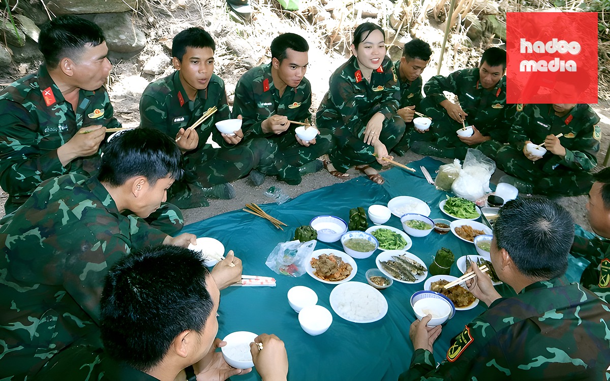 Người Quảng Trị "mở rộng cửa" đón khách về tri ân liệt sĩ ở miễn phí: Nhà nhỏ, lòng người rộng - Ảnh 1.