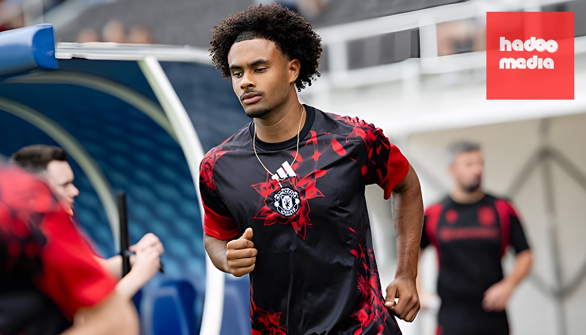 Juventus muốn mượn Zirkzee. (Ảnh: Getty Images)