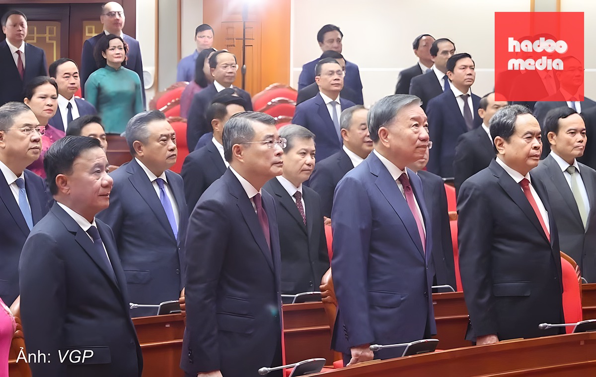 Lãnh đạo chủ chốt Đảng và Nhà nước tại hội nghị Trung ương 3 khóa 14, tháng 7/2026: Tổng Bí thư, Chủ tịch nước Tô Lâm; Thủ tướng Lê Minh Hưng; Chủ tịch Quốc hội Trần Thanh Mẫn; và Thường trực Ban Bí thư Trần Cẩm Tú. Ảnh: VGP