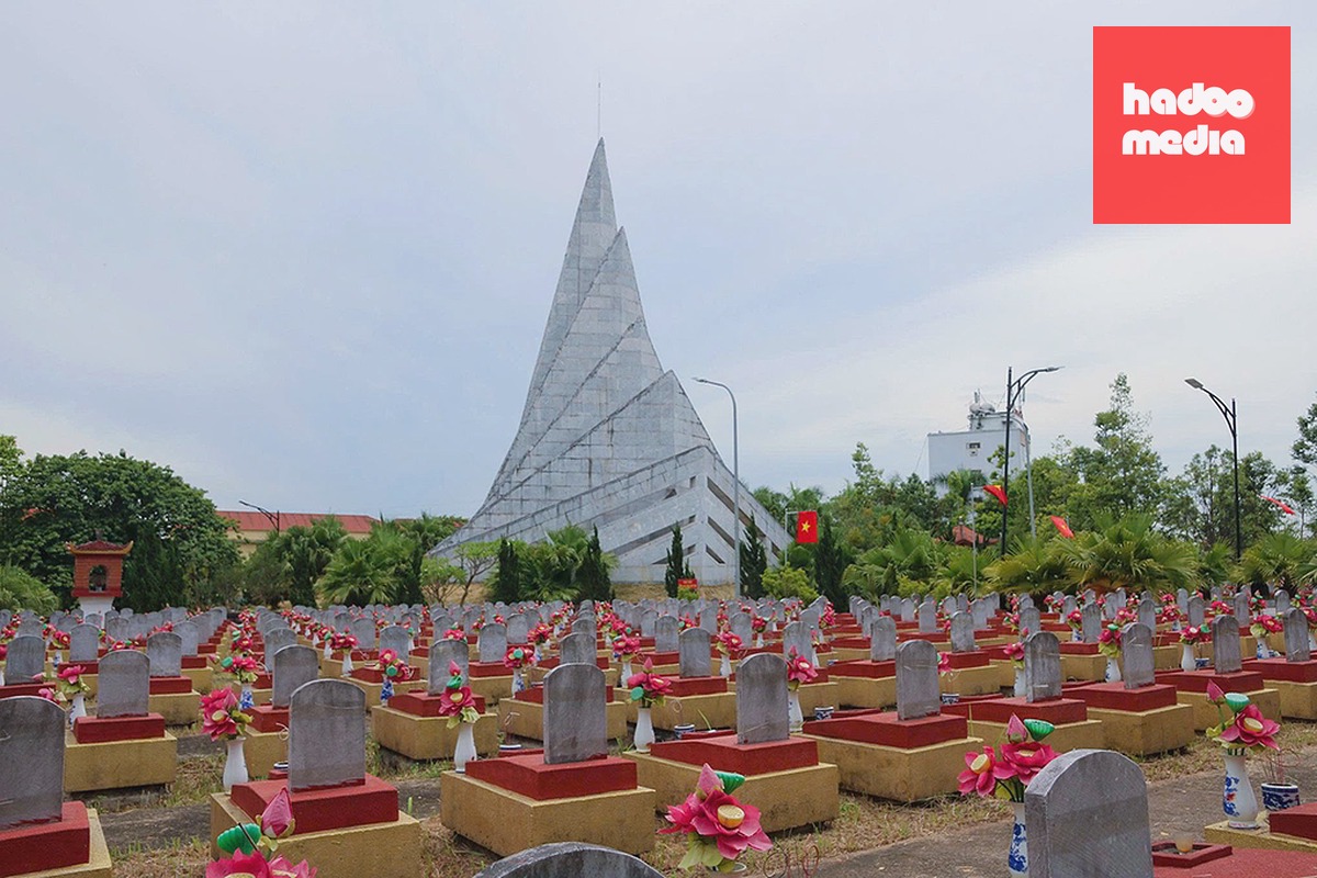 Nghĩa trang liệt sĩ Đô Lương. Ảnh: Đức Hùng