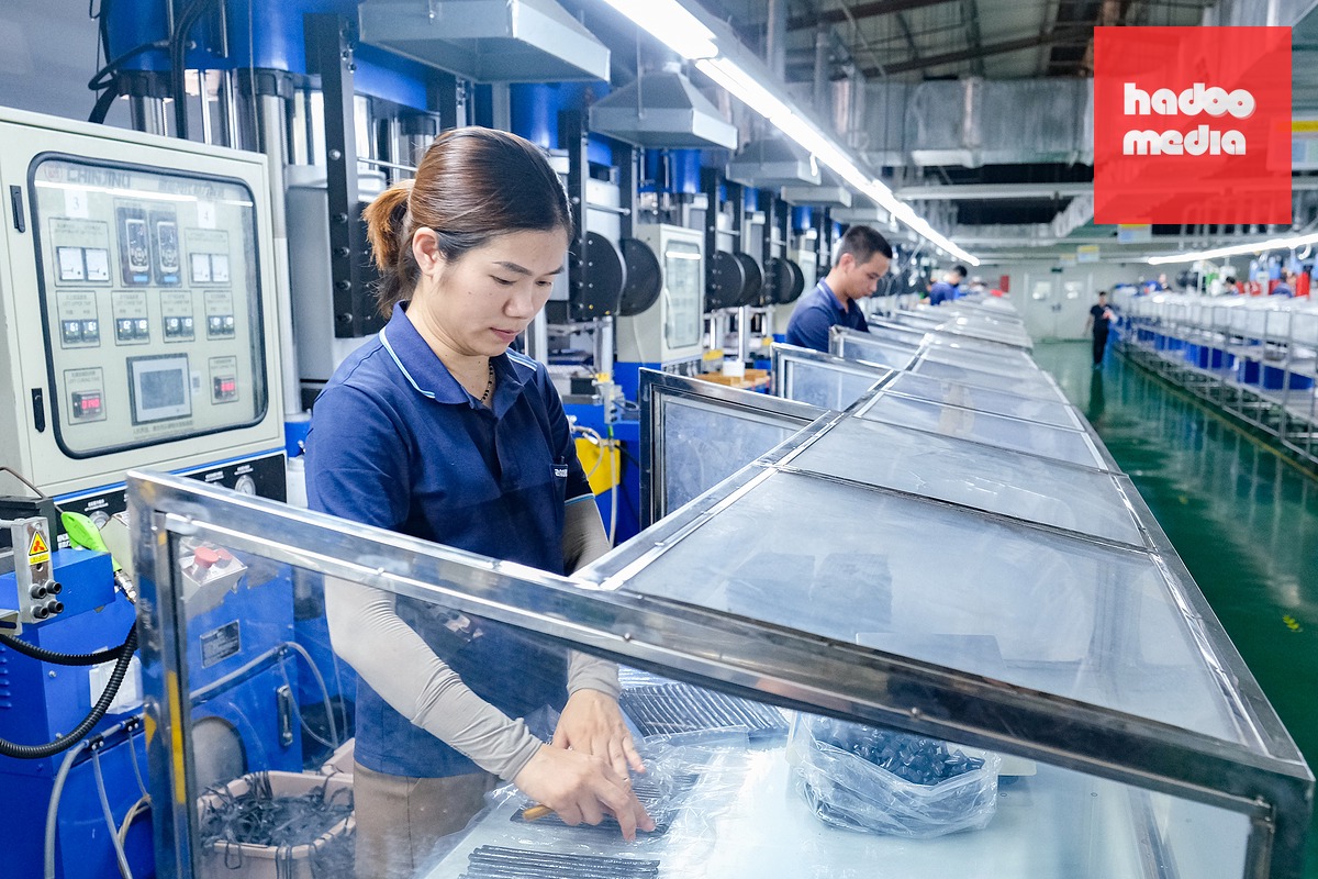 Công nhân làm việc tại nhà máy của Công ty TNHH Goryo Việt Nam - Ảnh: HÀ QUÂN