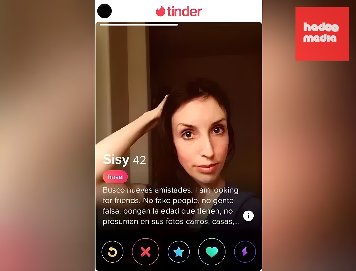 Hồ sơ trên ứng dụng hẹn hò Tinder của Aurora yêu cầu đối phương hãy để tuổi thật và đừng có khoe khoang nhà cửa, xe hơi. Ảnh: KLTA