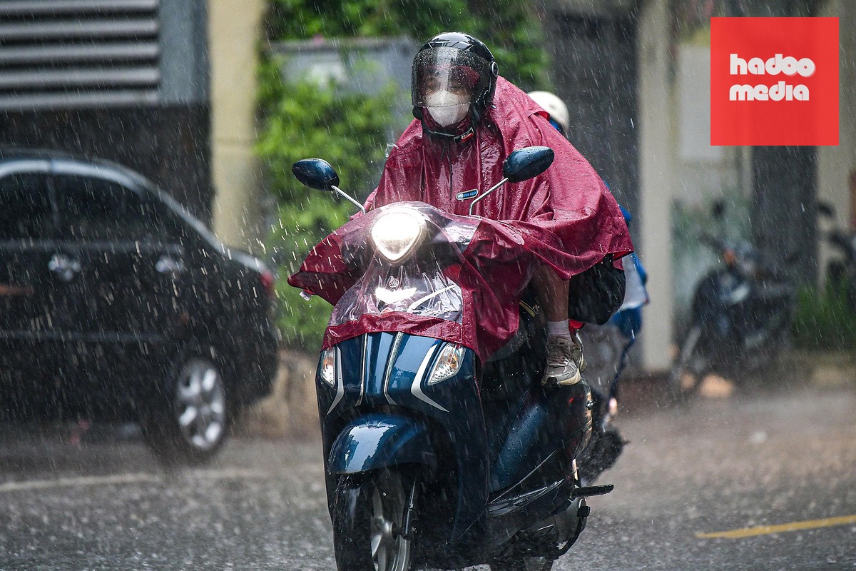 Thời tiết cả nước hôm nay mưa dông - Ảnh: NAM TRẦN