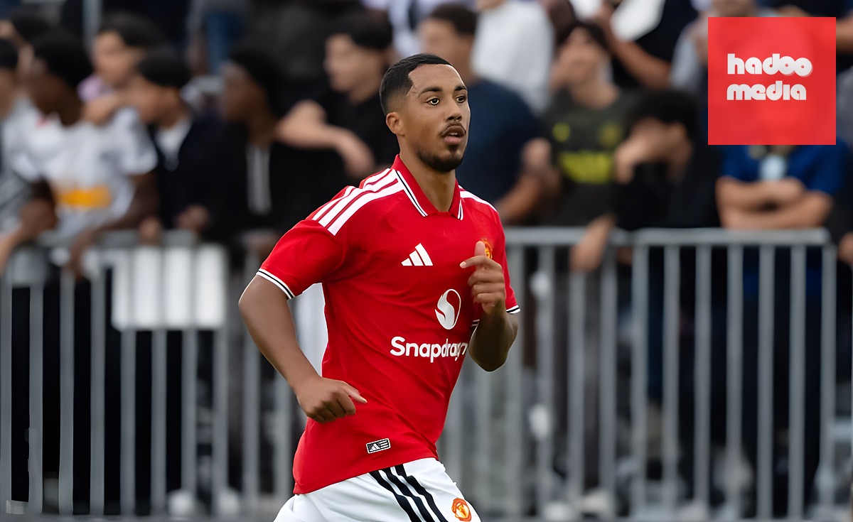 Youri Tielemans thi đấu ấn tượng trước PSG. Ảnh: Getty.