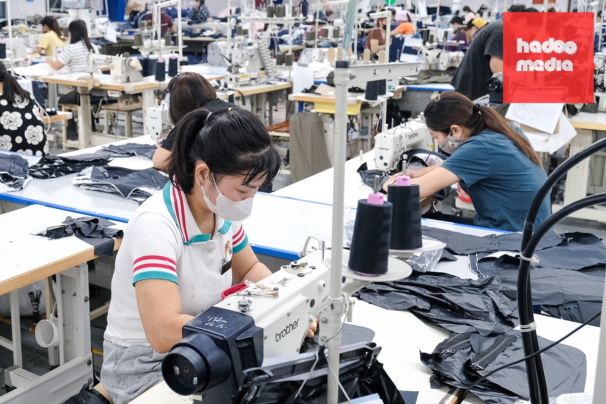 Công nhân sản xuất hàng xuất khẩu đi châu Âu, Mỹ trong một nhà máy may tại tỉnh Bắc Ninh - Ảnh: HÀ QUÂN