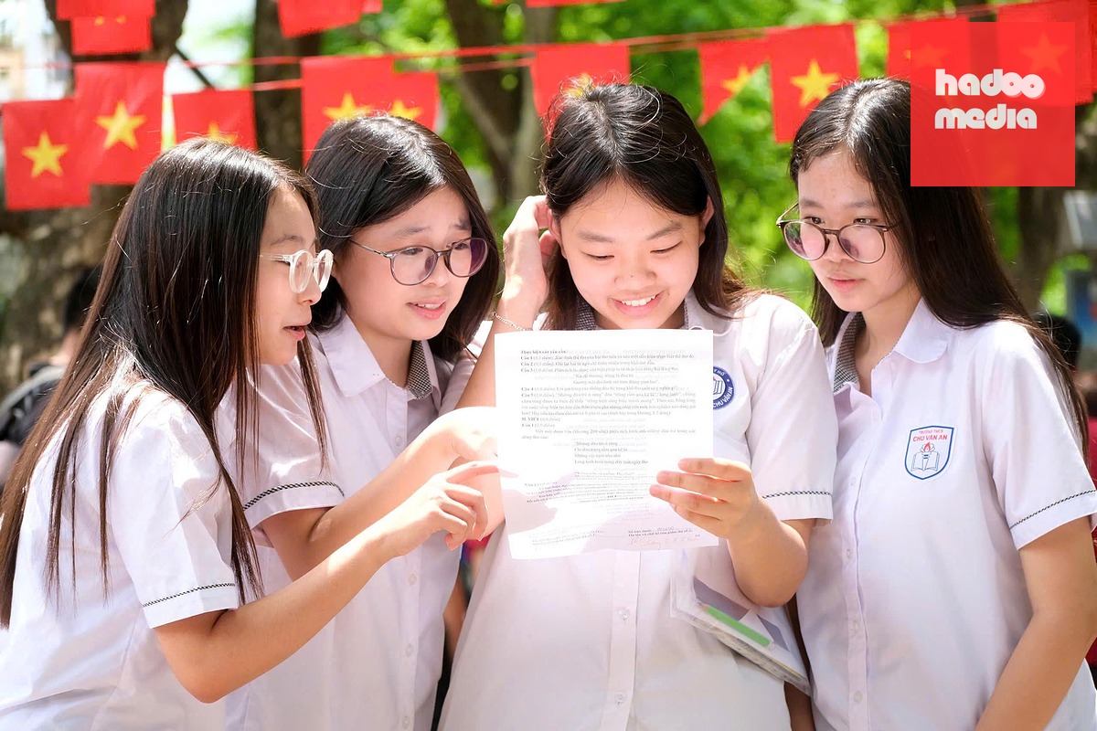 Hà Nội tính miễn phí sách giáo khoa cho học sinh - Ảnh: NGUYÊN BẢO