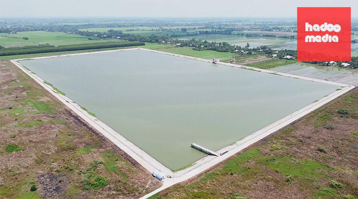 Hồ trữ nước ngọt 50 ha được xây dựng tại xã Vĩnh Tường hoàn thành năm 2024. Ảnh: Phong Nguyễn