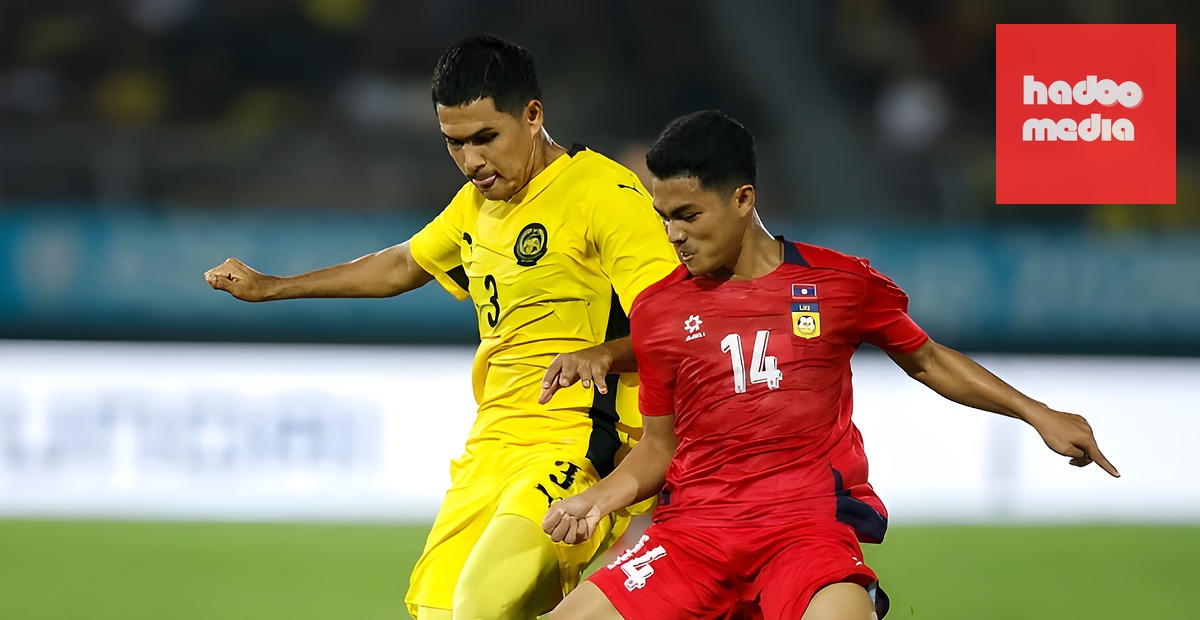 Hậu vệ Ubaidullah Shamsul Fazili của Malaysia (áo số 3). Ảnh: Getty.