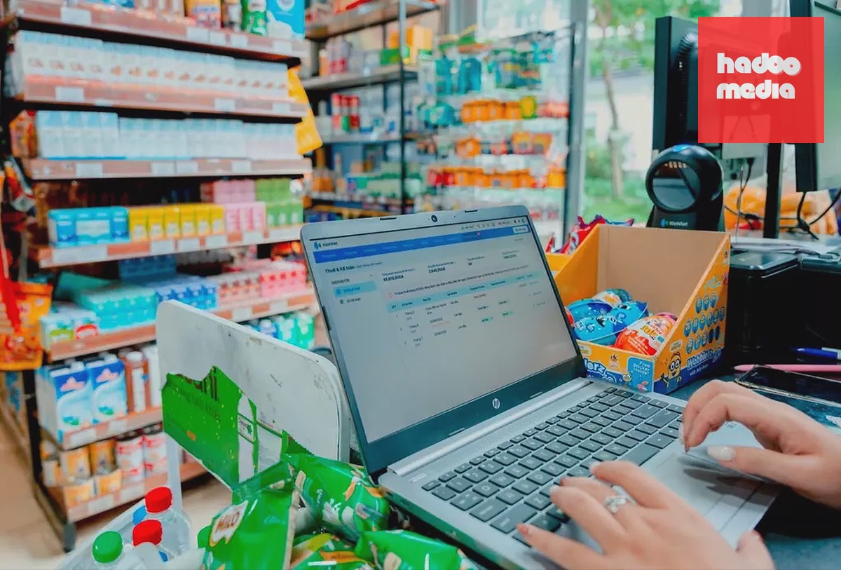 Phần mềm kế toán miễn phí của KiotViet hỗ trợ hộ kinh doanh lập sổ sách, kê khai thuế. Ảnh: KiotViet