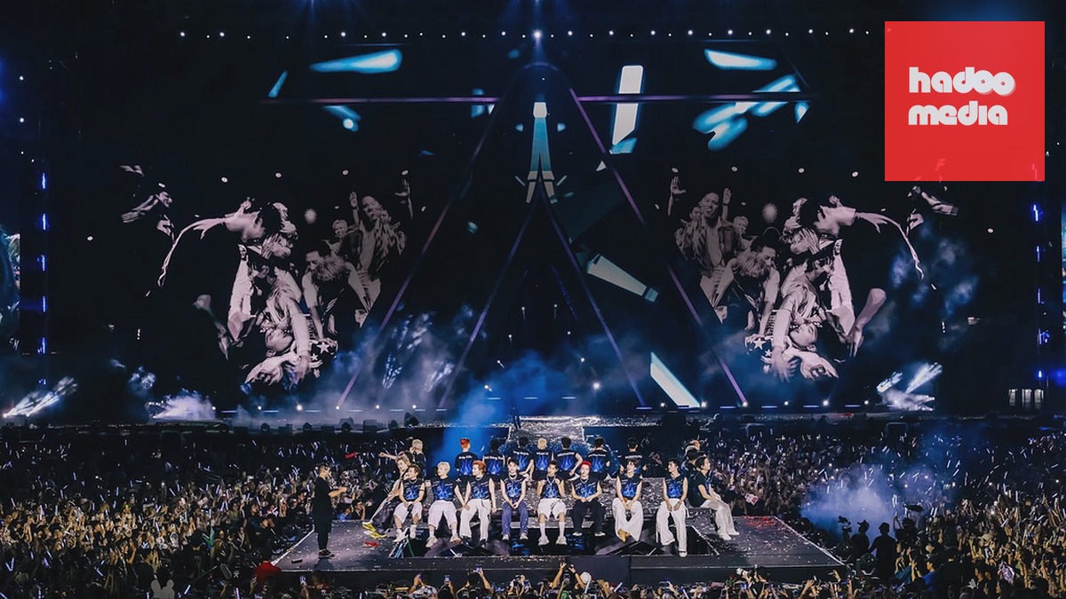 Nghệ sĩ biểu diễn trong concert Anh trai say hi tại Hà Nội. Ảnh:DatVietVAC