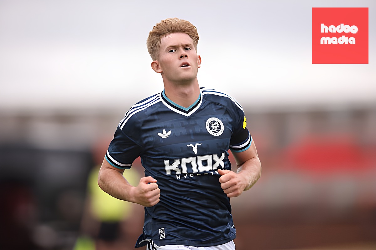 Lewis Hall được cho là mục tiêu hàng đầu của Man Utd. Ảnh: Getty Images.