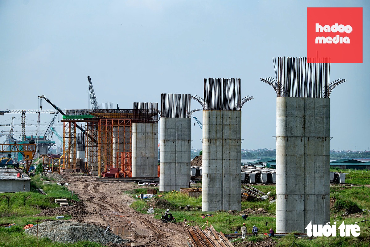 Đến nay, phần bệ của nhiều trụ cầu đạt khoảng 78%, thân trụ đạt 60%