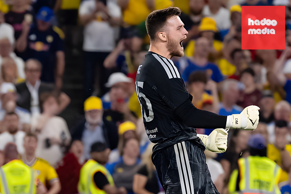 Dermot Mee có màn trình diễn ấn tượng nơi khung gỗ MU. Ảnh: Getty Images.