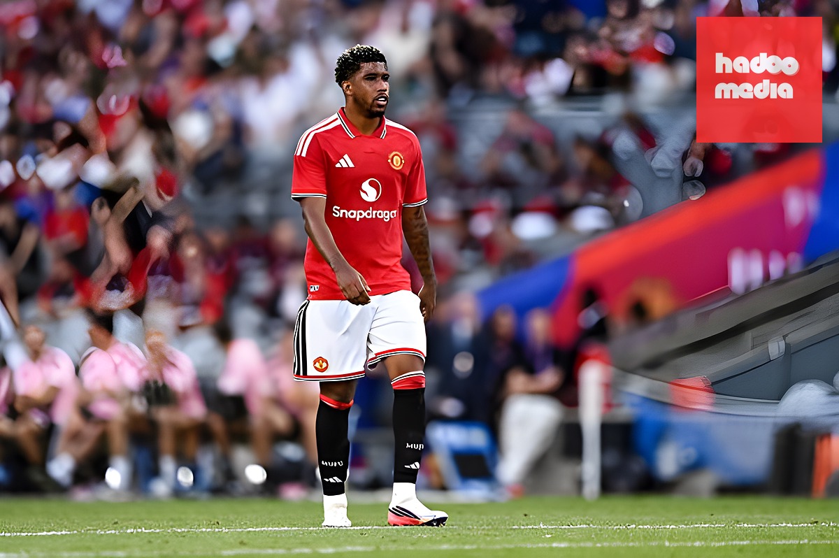Santos sẽ là mỏ neo của Man Utd mùa tới. Ảnh: Getty Images.