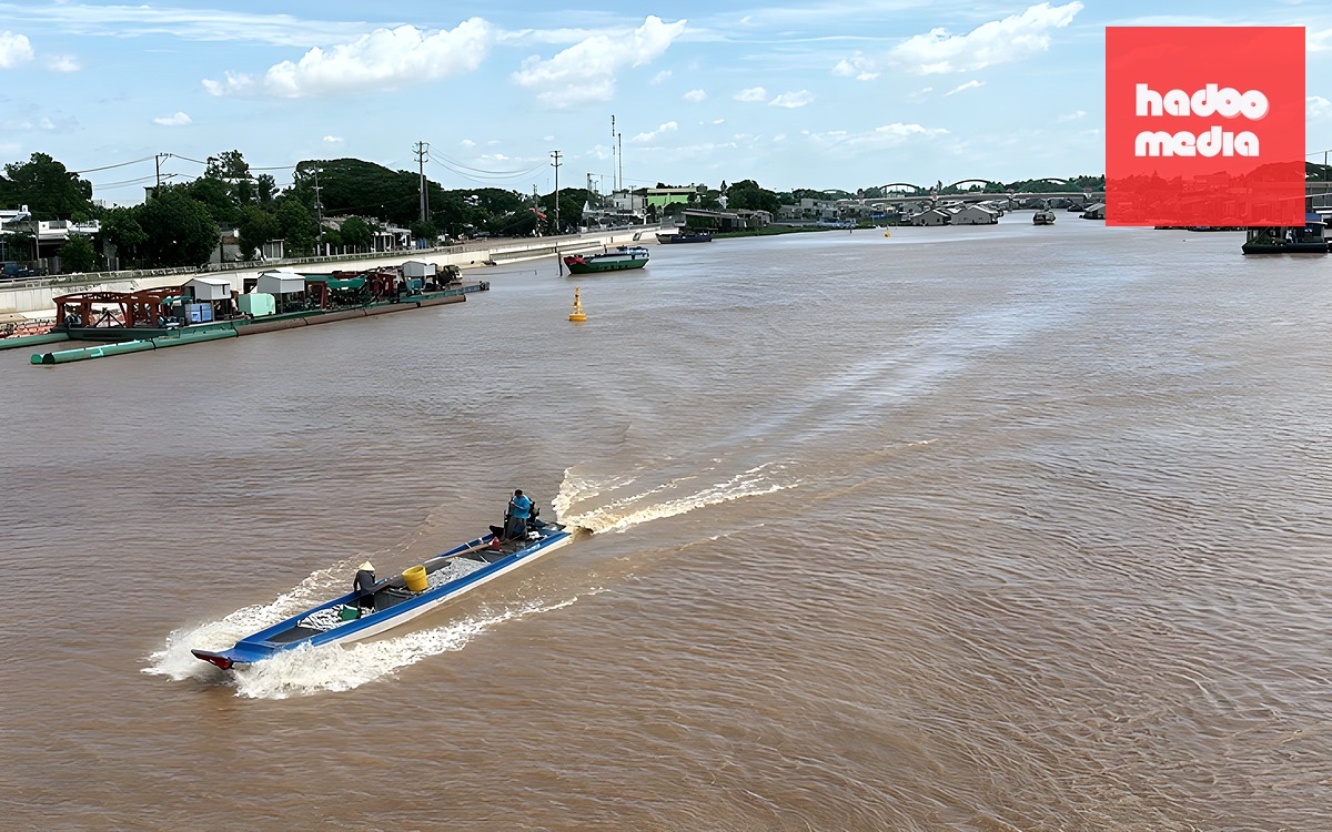 Thời tiết hôm nay 16-8: Nam Bộ có mưa to, Trung Bộ nắng nóng - Ảnh 2.