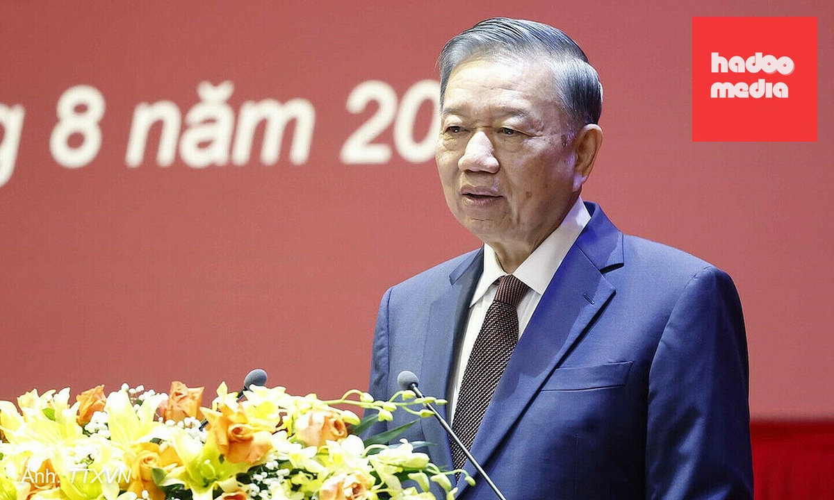 Tổng Bí thư, Chủ tịch nước Tô Lâm phát biểu tại lễ khai mạc chương trình bồi dưỡng, cập nhật kiến thức với Ủy viên Ban Chấp hành Trung ương Đảng khóa 14, sáng 17/8. Ảnh: TTXVN