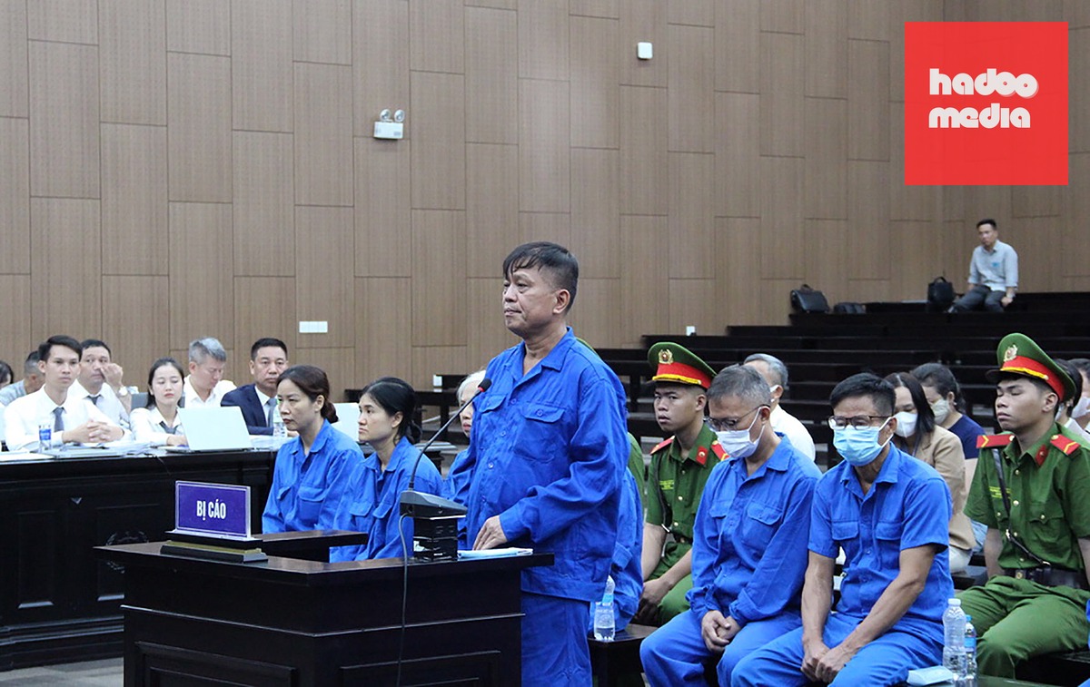 Cựu Thứ trưởng Nguyễn Bá Hoan tại phiên tòa ngày 18-8 - Ảnh: GIANG LONG