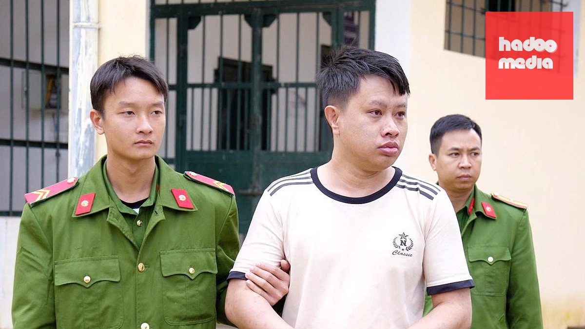 Phạm Anh Tiến (34 tuổi, trú phường Lâm Viên - Đà Lạt) bị bắt về hành vi "lừa đảo chiếm đoạt tài sản" - Ảnh: PHẠM NGÂN