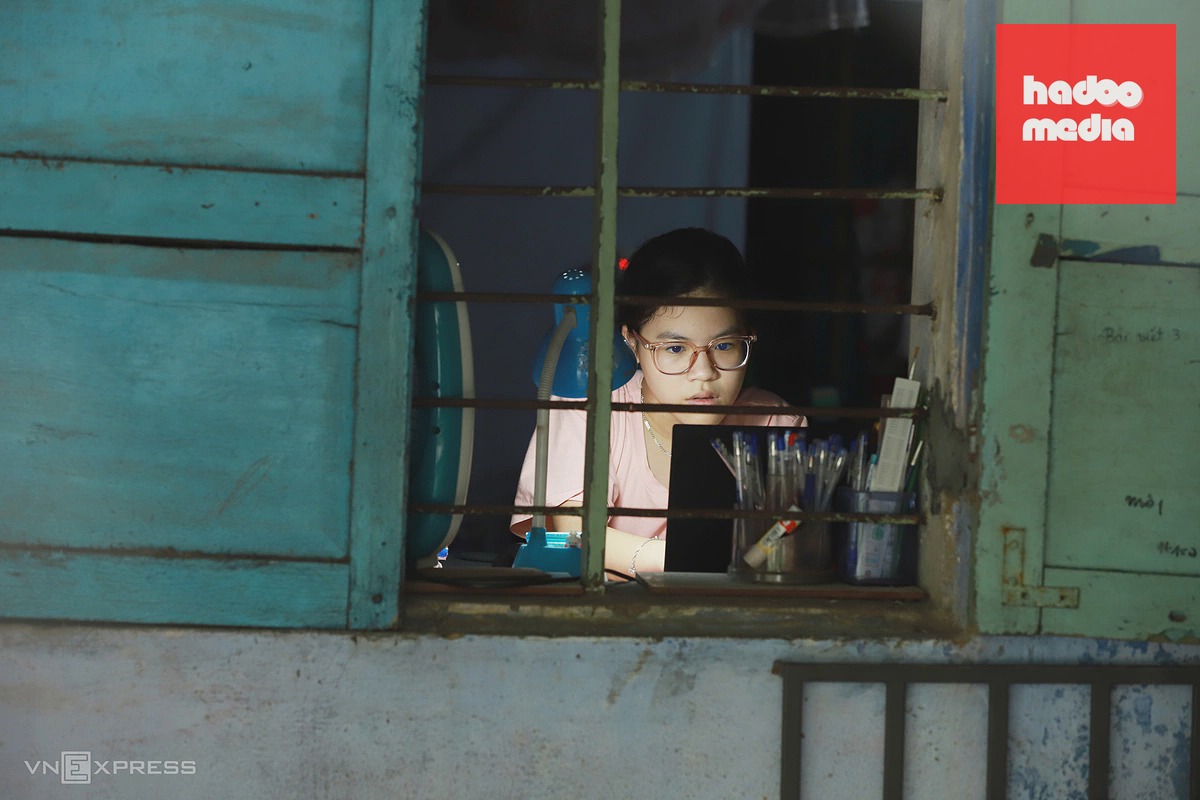 Người dân trong lăng vua triều Nguyễn mòn mỏi chờ ngày giải tỏa