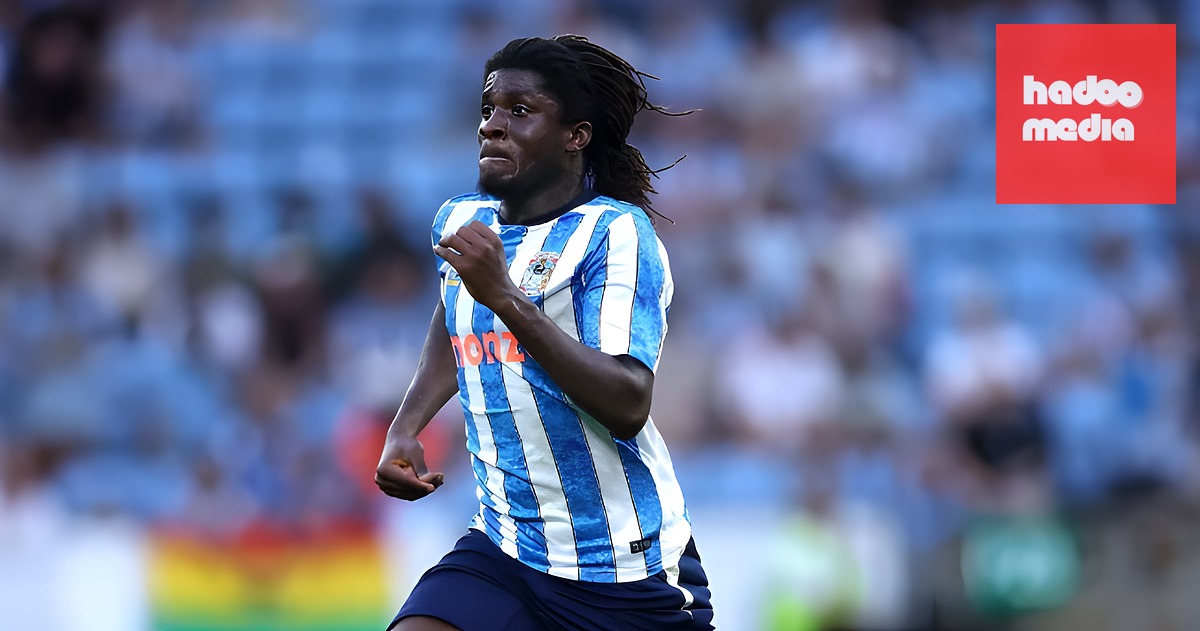 Caleb Yirenkyi là nhân tố nổi bật của Coventry. Ảnh: Getty.