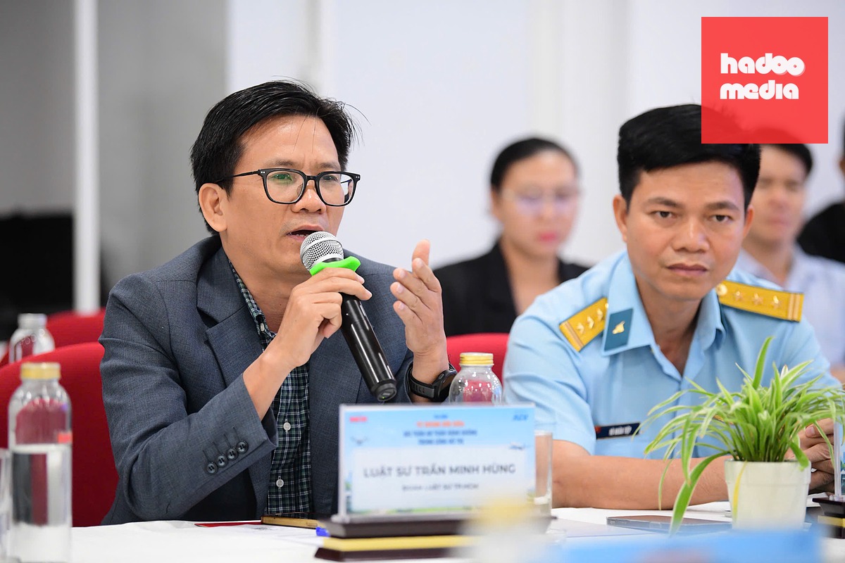 Luật sư Võ Minh Hùng, Đoàn Luật sư TP.HCM, giải đáp thắc mắc - Ảnh: QUANG ĐỊNH