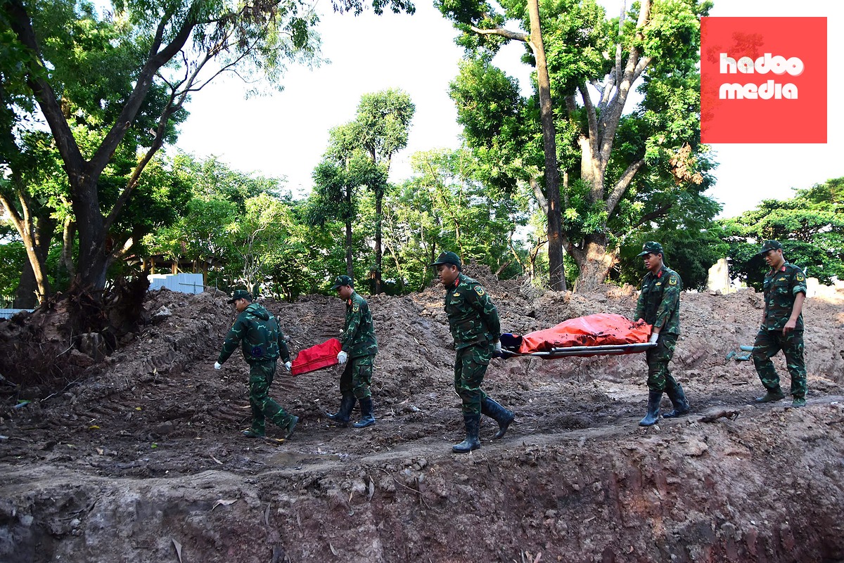 Hôm nay (22-8), lực lượng chức năng tìm thấy số hài cốt liệt sĩ nhiều nhất trong một ngày kể từ khi triển khai nhiệm vụ đến nay - Ảnh: Bộ Tư lệnh TP.HCM